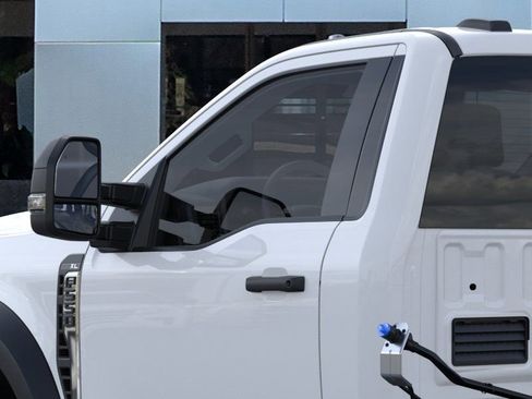 New 2026 Ford F550 2WD Regular Cab Super Duty image 20
