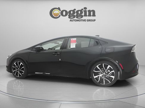 New 2026 Toyota Prius Plug-In Hybrid image 7