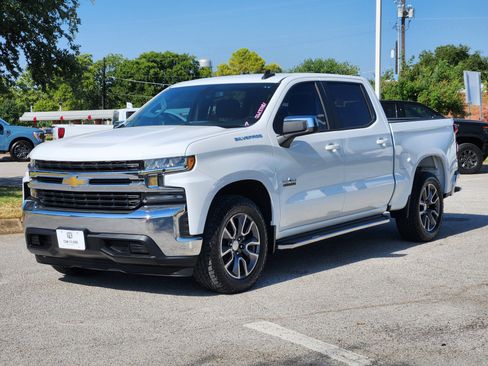 Used 2020 Chevrolet Silverado 1500 LT w/ Texas Edition RWD image 2