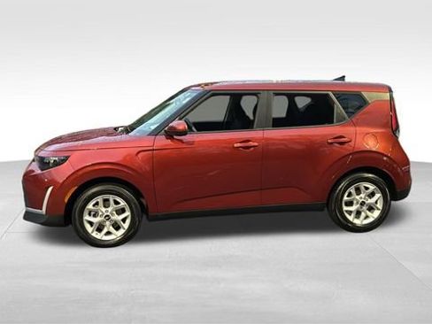 Used 2024 Kia Soul LX w/ Option Group 015 image 7