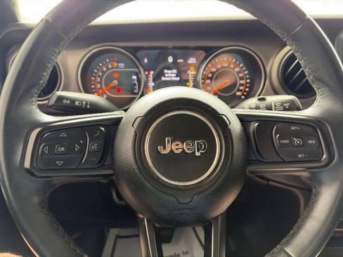 Used 2019 Jeep Wrangler Unlimited Sport S AWD/4WD image 16