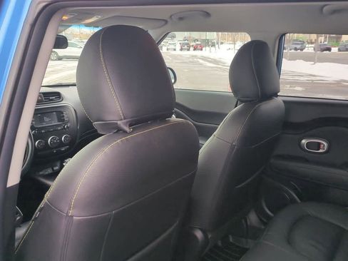 Used 2016 Kia Soul + w/ Designer's Package image 17