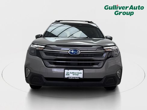 Used 2025 Subaru Forester Premium AWD/4WD image 14