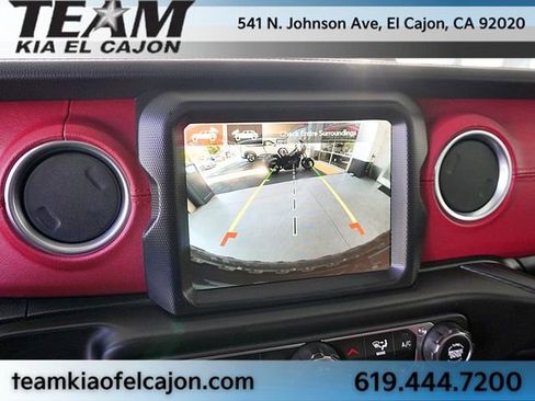 Used 2023 Jeep Wrangler Unlimited Rubicon 4xe AWD/4WD image 30