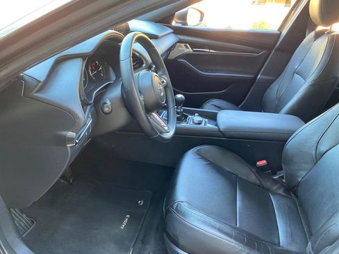 Used 2021 MAZDA MAZDA3 s FWD image 30