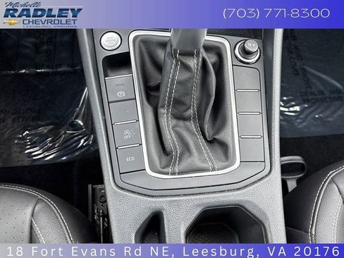 Used 2024 Volkswagen Jetta SE FWD image 17