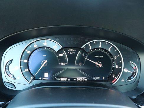 Used 2019 BMW 530i w/ Convenience Package image 26