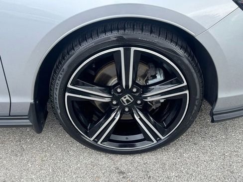 Used 2023 Honda Accord Sport image 10