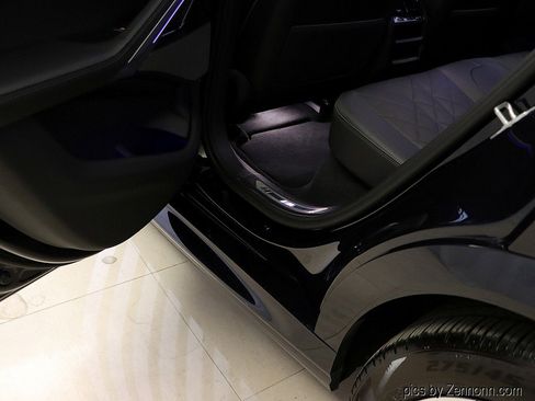 Certified 2025 BMW X6 M60i image 30