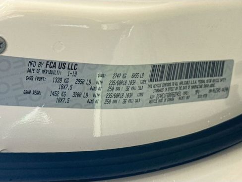 Used 2019 Chrysler Pacifica Touring Plus w/ Tire & Wheel Group image 31