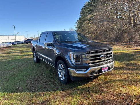 Used 2021 Ford F150 Lariat w/ Equipment Group 502A High image 4