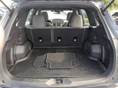 Certified 2025 Subaru Forester AWD/4WD image 26