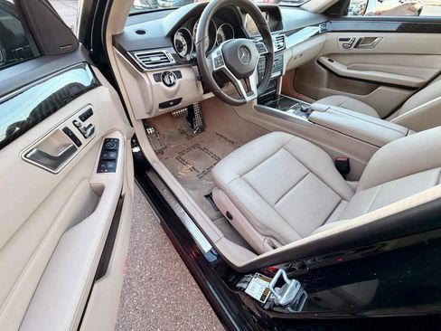 Used 2016 Mercedes-Benz E 350 4MATIC Sedan image 9