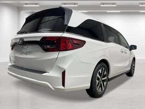 New 2026 Honda Odyssey EX-L image 3