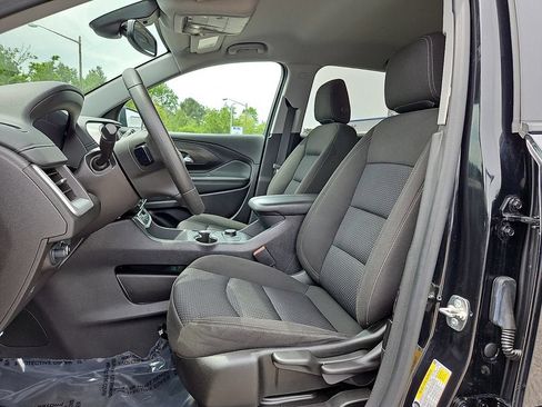 Used 2024 GMC Terrain SLE AWD/4WD image 13