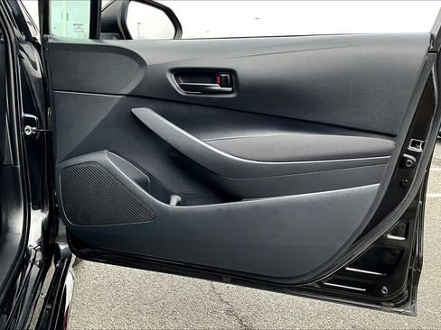 Used 2023 Toyota Corolla LE image 22