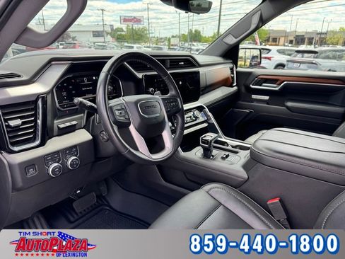Used 2023 GMC Sierra 1500 Denali w/ Denali Reserve Package AWD/4WD image 3
