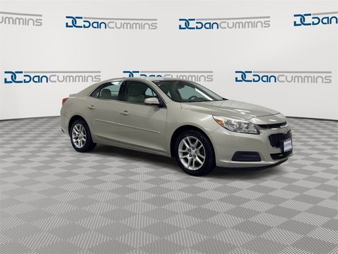 Used 2014 Chevrolet Malibu LT w/ Power Convenience Package image 2