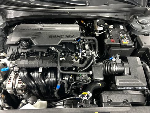 Used 2026 Hyundai Elantra Sport FWD image 24