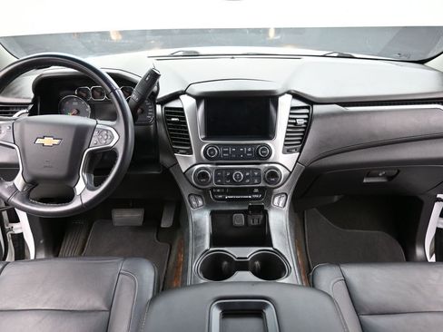 Used 2018 Chevrolet Tahoe LT image 14