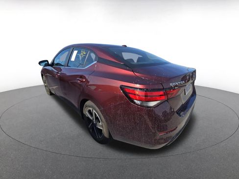 Used 2025 Nissan Sentra SV image 6