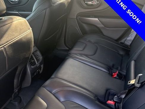 Used 2022 Jeep Cherokee Latitude Lux image 14