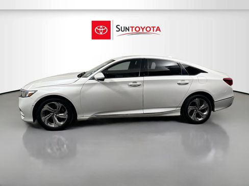 Used 2020 Honda Accord EX image 7