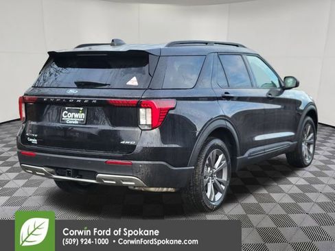 New 2026 Ford Explorer Active w/ Active Comfort Package image 17