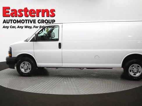 Used 2019 Chevrolet Express 2500 Extended RWD image 58
