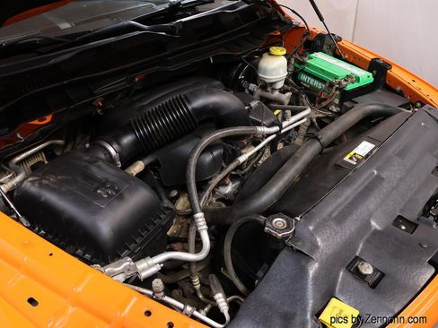 Used 2017 RAM 1500 Sport w/ Ignition Orange Sport Package image 38