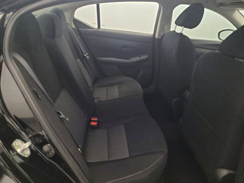 Used 2024 Nissan Sentra SV FWD image 19