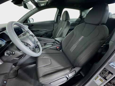 New 2026 Hyundai Elantra Sport FWD image 11