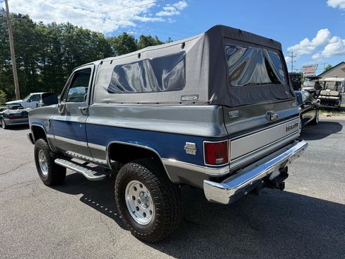 Used 1988 Chevrolet Blazer 4WD image 19