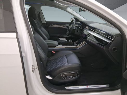 Used 2022 Audi S8 image 35