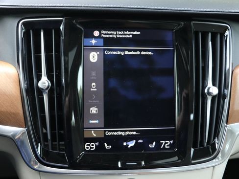 Used 2018 Volvo S90 T6 Inscription w/ Convenience Package AWD/4WD image 23