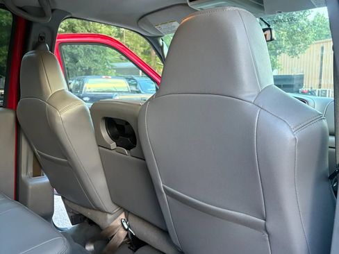Used 2007 Ford F350 Lariat AWD/4WD image 14