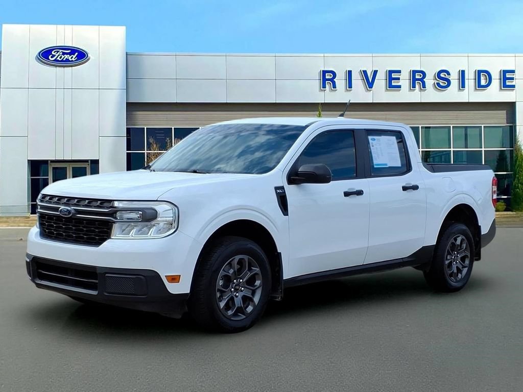 Used 2024 Ford Maverick XLT FWD image 3
