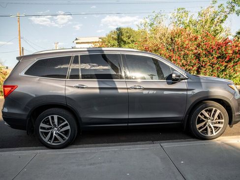 Used 2016 Honda Pilot Elite image 6