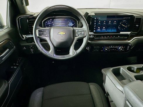 Used 2025 Chevrolet Silverado 1500 LT image 20