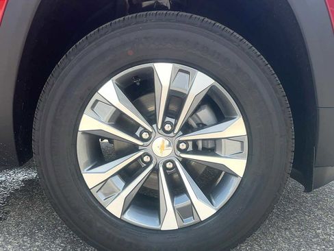 New 2026 Chevrolet Equinox LT FWD image 35