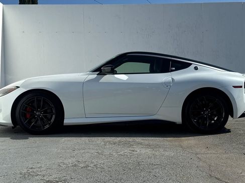 Used 2024 Nissan Z Performance w/ Floor Mat Package image 6