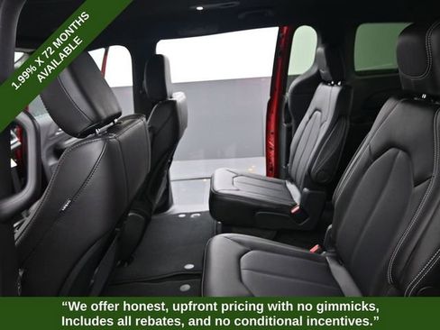 New 2026 Chrysler Voyager LX image 14