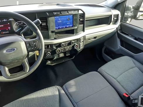 Used 2024 Ford F250 XL w/ STX Appearance Package AWD/4WD image 15