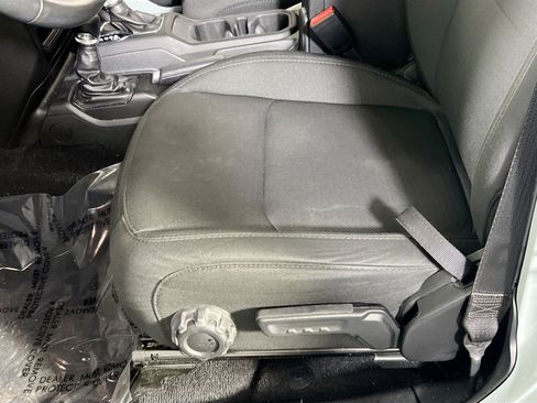 Used 2023 Jeep Wrangler Sport S image 18