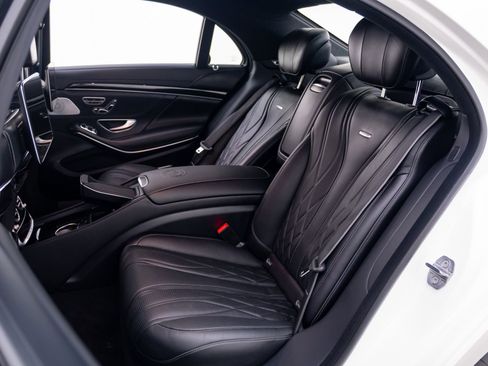 Used 2019 Mercedes-Benz S 63 AMG S 4MATIC Sedan image 18