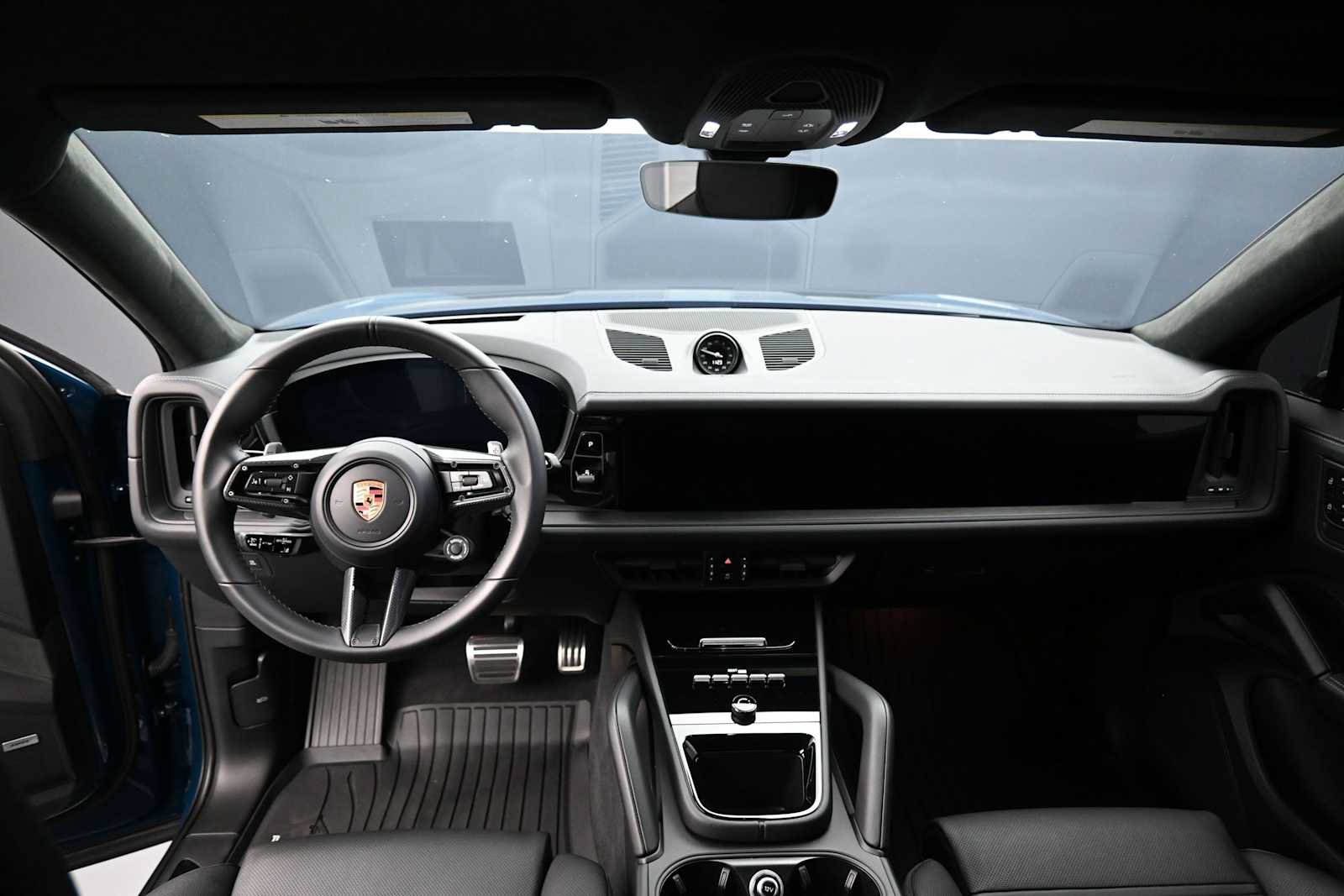Certified 2026 Porsche Cayenne GTS AWD/4WD image 6