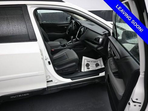 Used 2025 Subaru Outback Onyx Edition XT AWD/4WD image 9