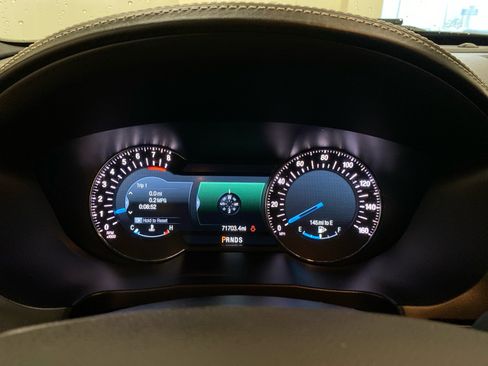 Used 2017 Ford Explorer Platinum image 23