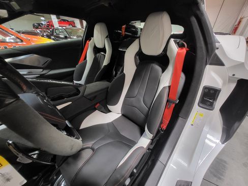 Used 2023 Chevrolet Corvette Z06 image 30