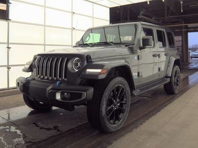 Used 2022 Jeep Wrangler Unlimited Sahara w/ Cold Weather Group